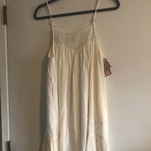 Xhiliration sun dress